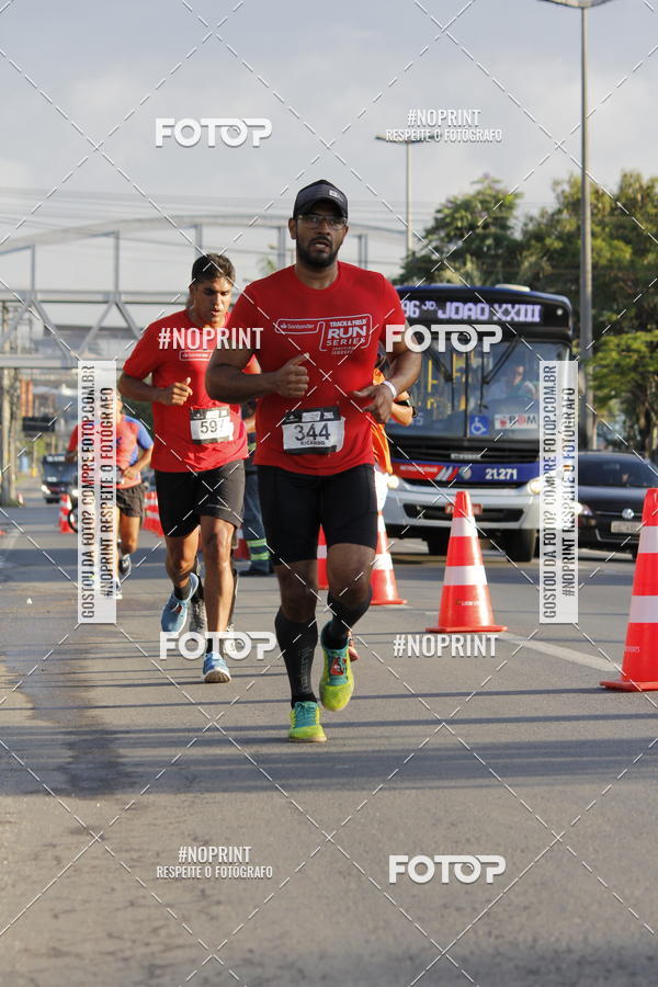 Buy your photos of the eventSantander Track & Field Run Series - Shopping Tambor on Fotop