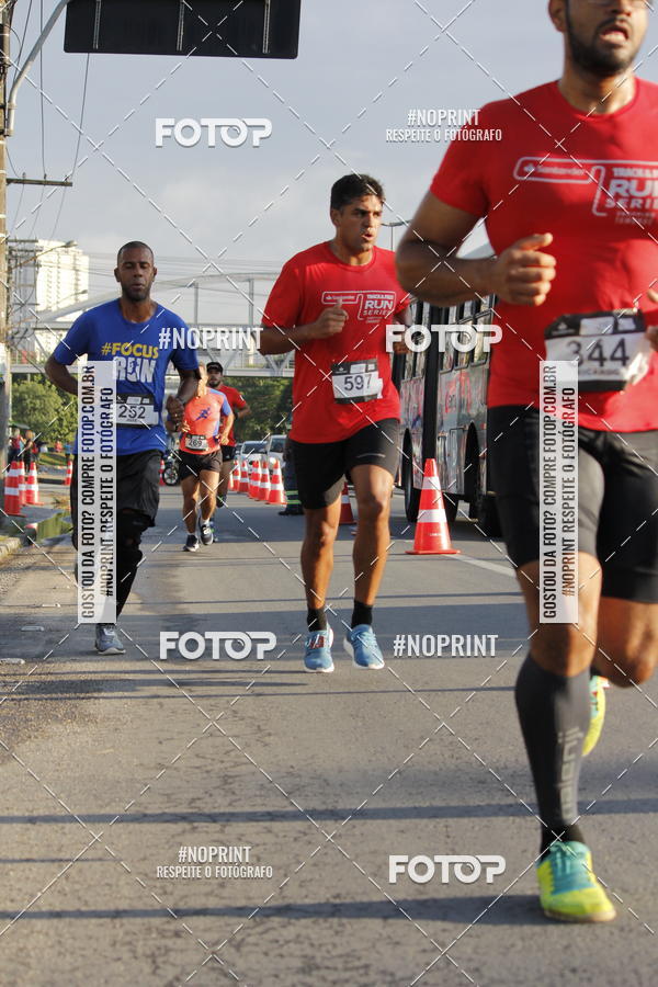 Buy your photos of the eventSantander Track & Field Run Series - Shopping Tambor on Fotop