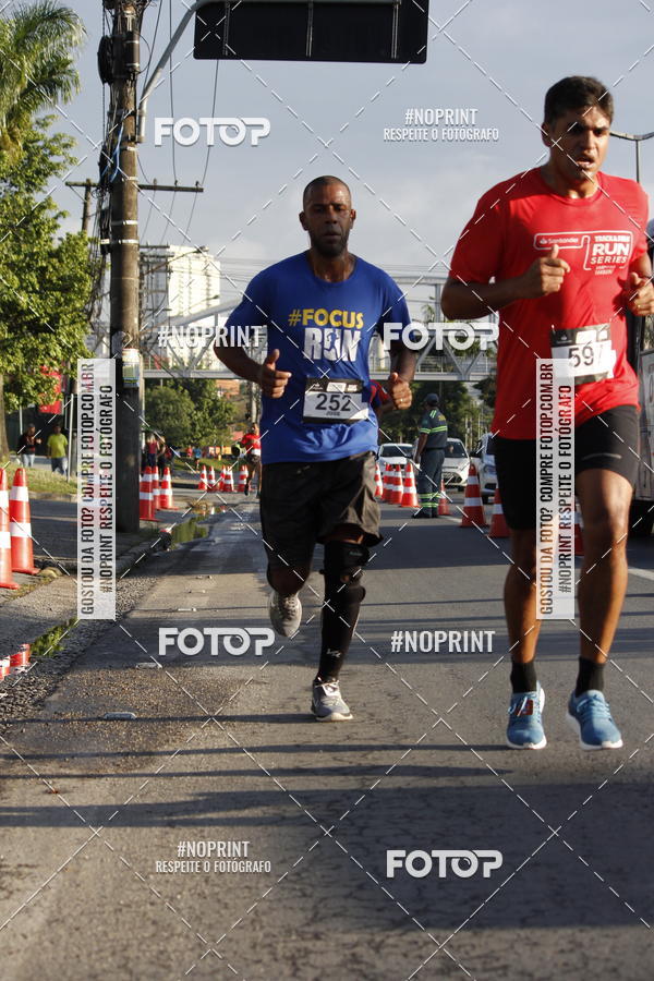 Buy your photos of the eventSantander Track & Field Run Series - Shopping Tambor on Fotop