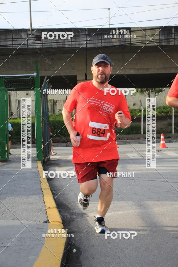 Buy your photos of the eventSantander Track & Field Run Series - Shopping Tambor on Fotop