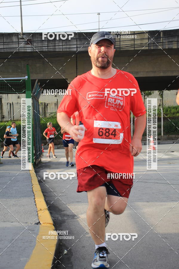 Buy your photos of the eventSantander Track & Field Run Series - Shopping Tambor on Fotop