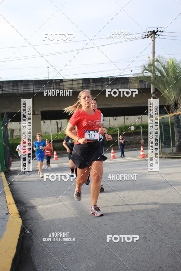 Buy your photos of the eventSantander Track & Field Run Series - Shopping Tambor on Fotop