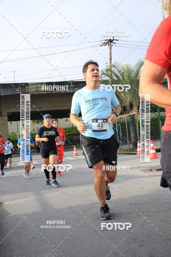Buy your photos of the eventSantander Track & Field Run Series - Shopping Tambor on Fotop