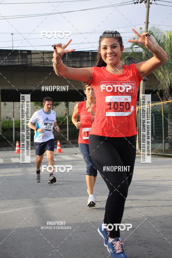 Buy your photos of the eventSantander Track & Field Run Series - Shopping Tambor on Fotop