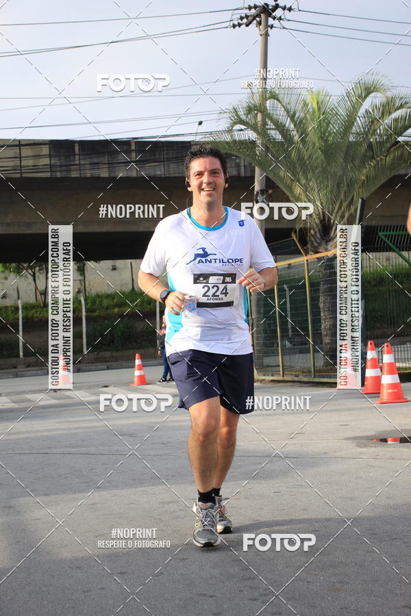 Buy your photos of the eventSantander Track & Field Run Series - Shopping Tambor on Fotop