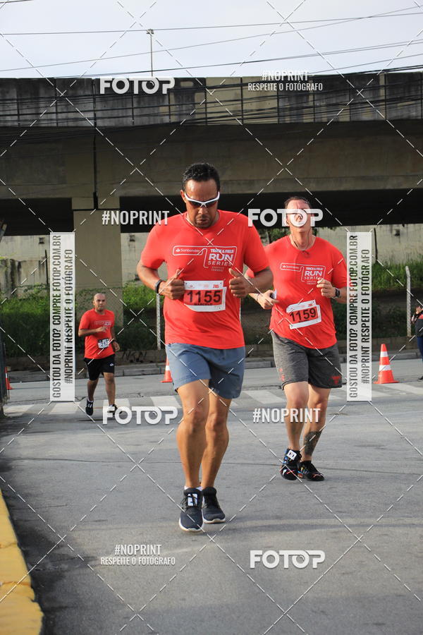 Buy your photos of the eventSantander Track & Field Run Series - Shopping Tambor on Fotop