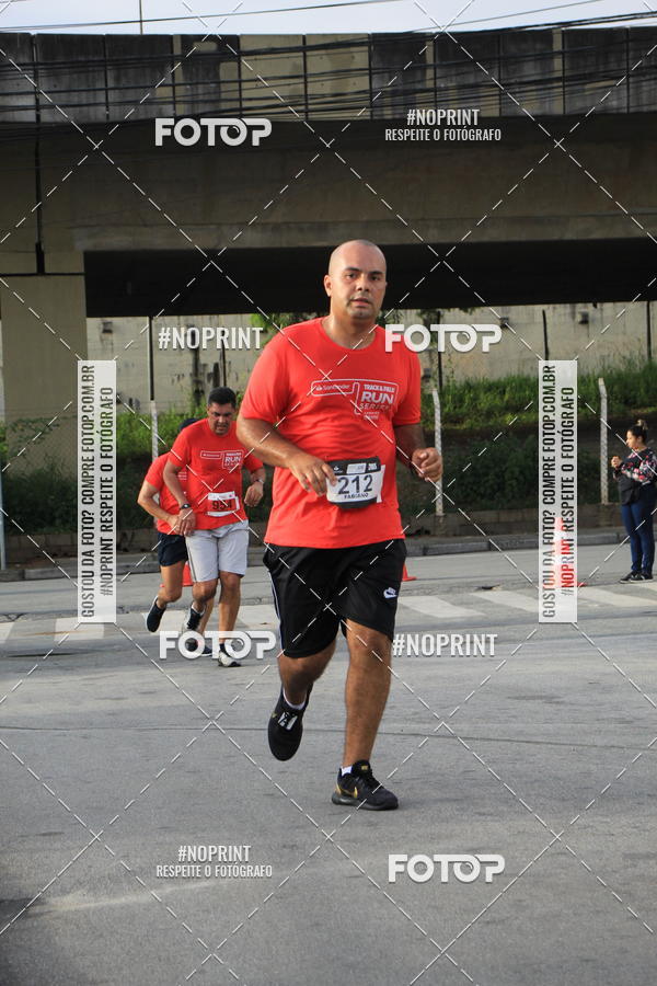 Buy your photos of the eventSantander Track & Field Run Series - Shopping Tambor on Fotop