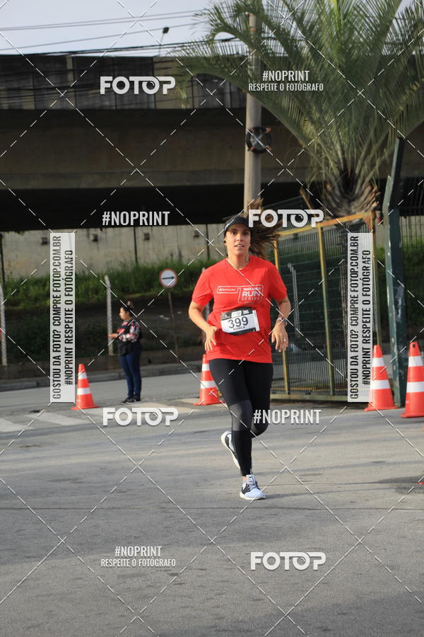 Buy your photos of the eventSantander Track & Field Run Series - Shopping Tambor on Fotop