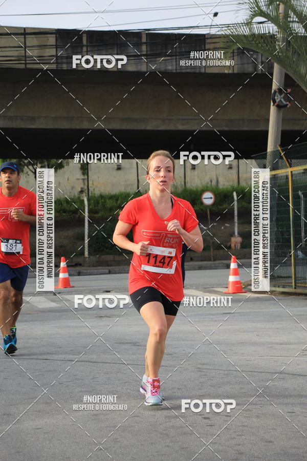 Buy your photos of the eventSantander Track & Field Run Series - Shopping Tambor on Fotop