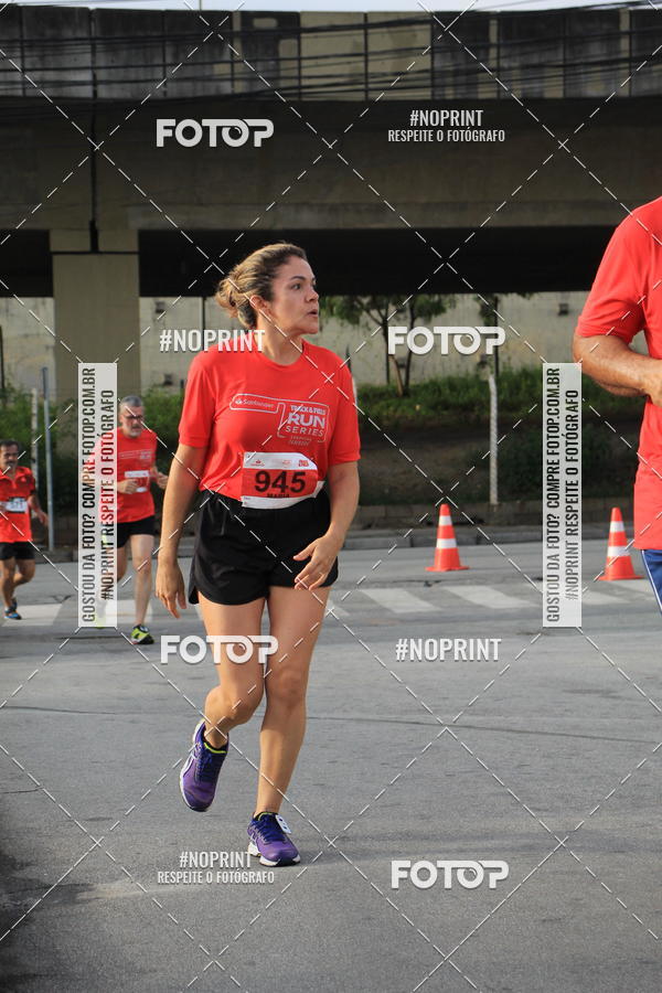 Buy your photos of the eventSantander Track & Field Run Series - Shopping Tambor on Fotop