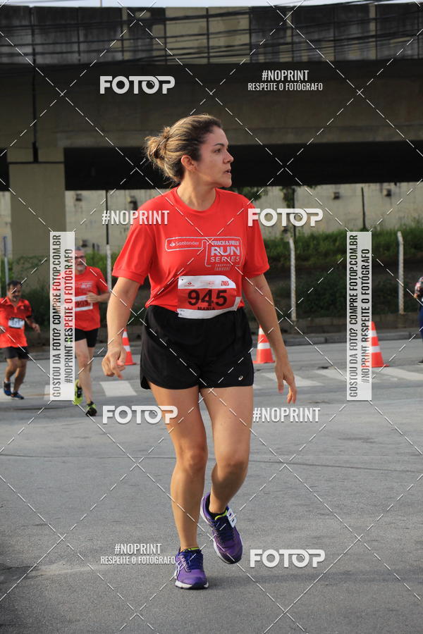 Buy your photos of the eventSantander Track & Field Run Series - Shopping Tambor on Fotop