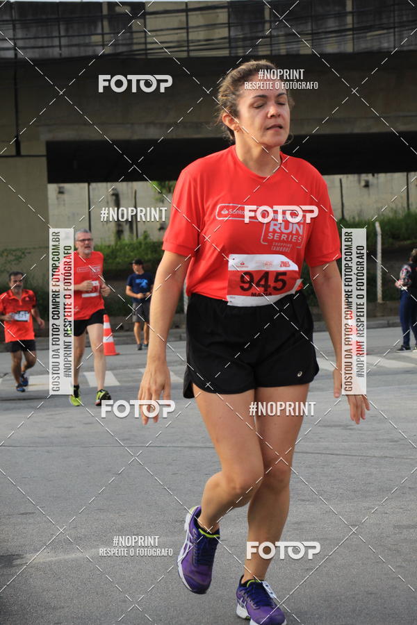 Buy your photos of the eventSantander Track & Field Run Series - Shopping Tambor on Fotop
