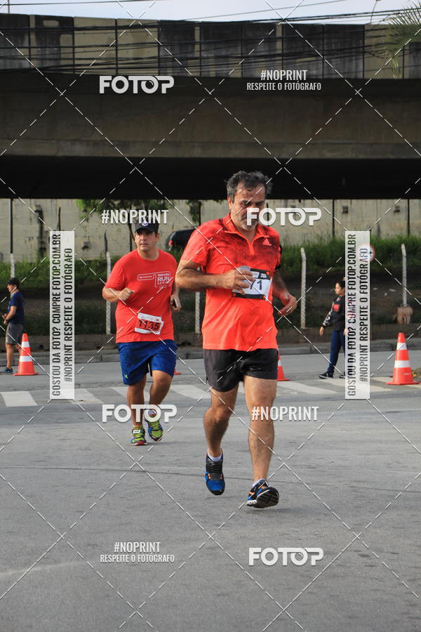 Buy your photos of the eventSantander Track & Field Run Series - Shopping Tambor on Fotop