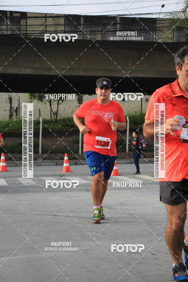 Buy your photos of the eventSantander Track & Field Run Series - Shopping Tambor on Fotop