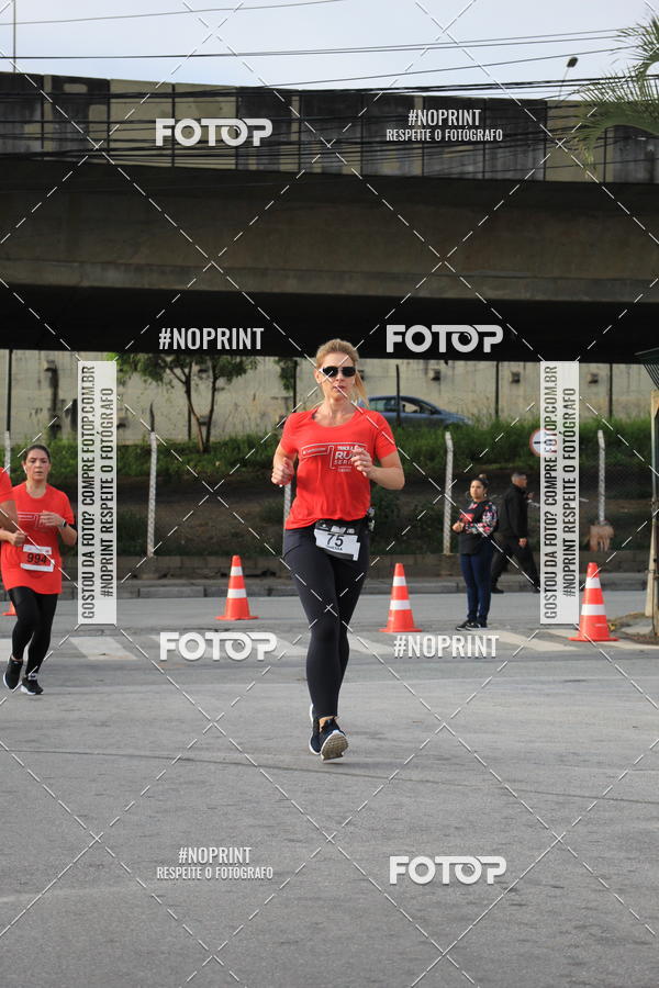 Buy your photos of the eventSantander Track & Field Run Series - Shopping Tambor on Fotop