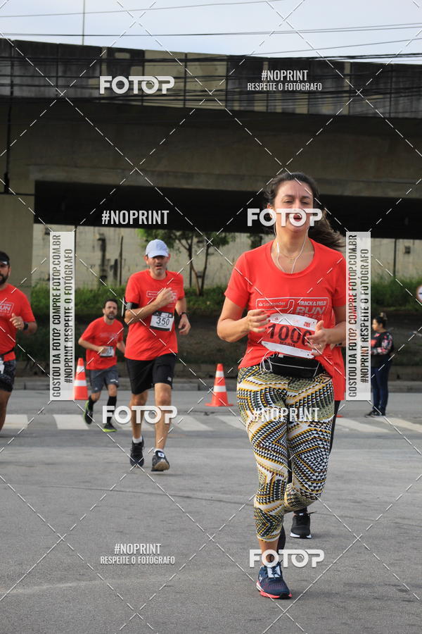 Buy your photos of the eventSantander Track & Field Run Series - Shopping Tambor on Fotop