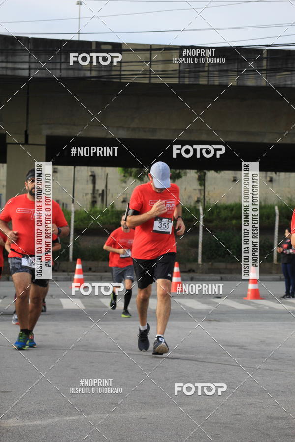 Buy your photos of the eventSantander Track & Field Run Series - Shopping Tambor on Fotop