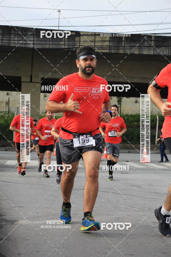 Buy your photos of the eventSantander Track & Field Run Series - Shopping Tambor on Fotop