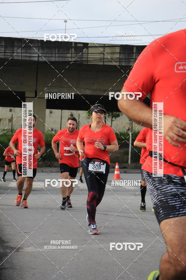 Buy your photos of the eventSantander Track & Field Run Series - Shopping Tambor on Fotop