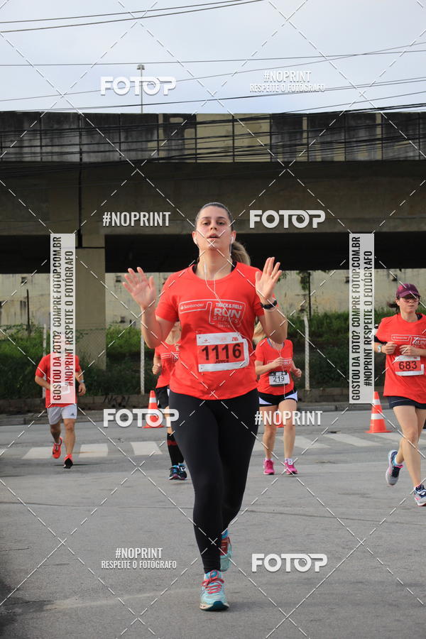 Buy your photos of the eventSantander Track & Field Run Series - Shopping Tambor on Fotop