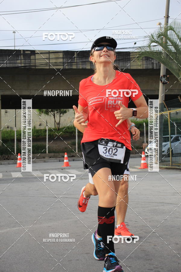 Buy your photos of the eventSantander Track & Field Run Series - Shopping Tambor on Fotop