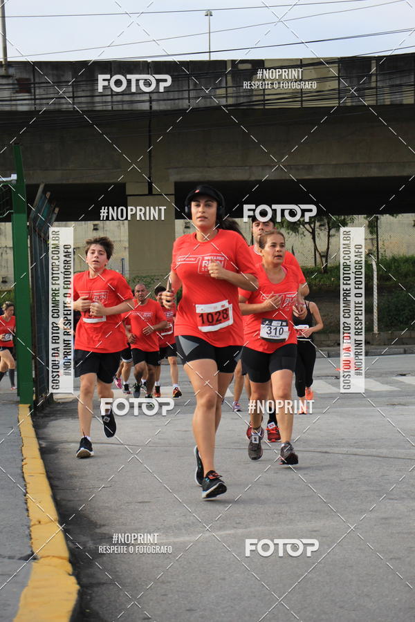 Buy your photos of the eventSantander Track & Field Run Series - Shopping Tambor on Fotop