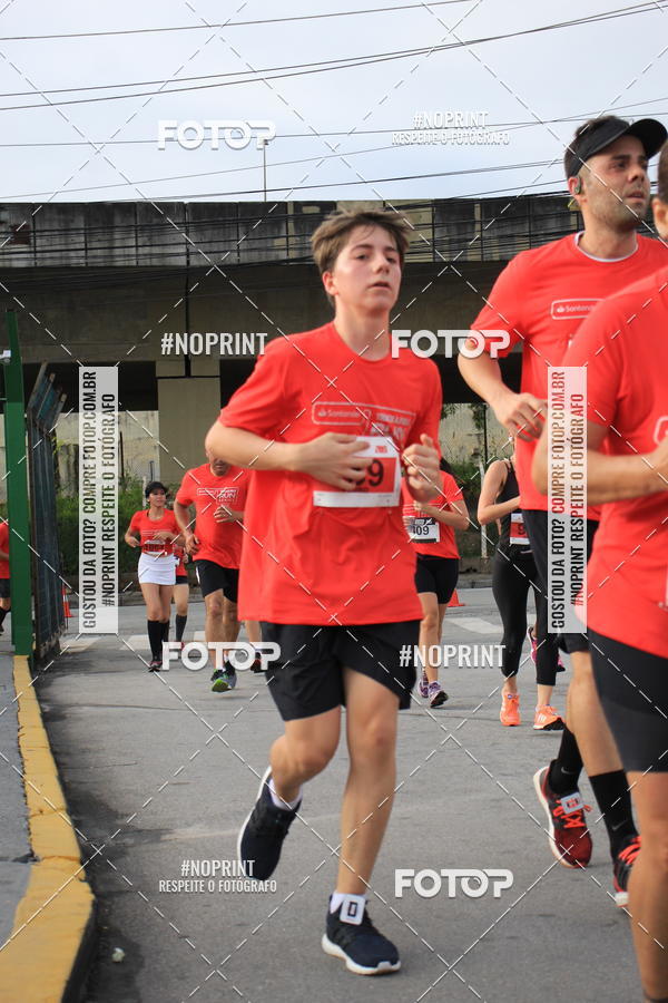 Buy your photos of the eventSantander Track & Field Run Series - Shopping Tambor on Fotop