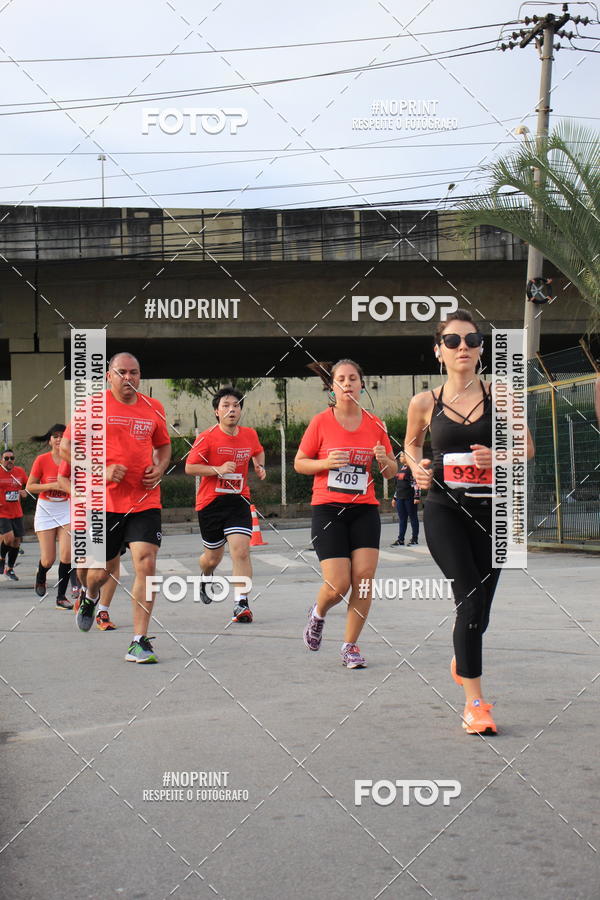 Buy your photos of the eventSantander Track & Field Run Series - Shopping Tambor on Fotop