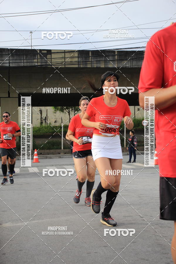 Buy your photos of the eventSantander Track & Field Run Series - Shopping Tambor on Fotop