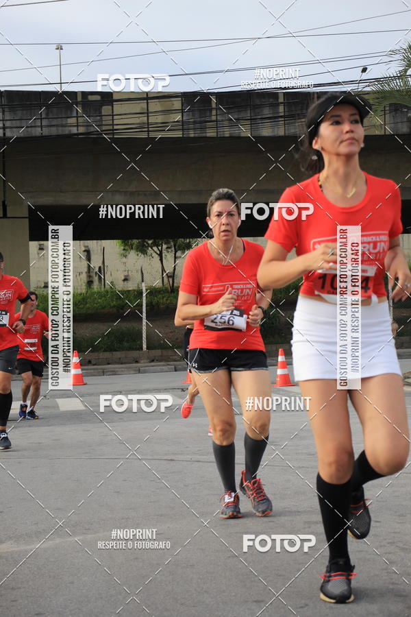 Buy your photos of the eventSantander Track & Field Run Series - Shopping Tambor on Fotop