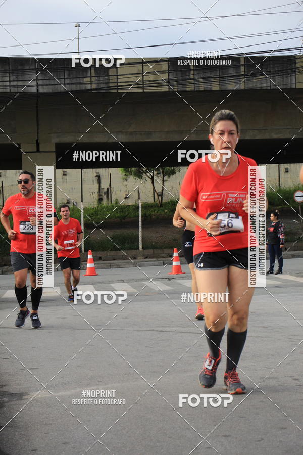 Buy your photos of the eventSantander Track & Field Run Series - Shopping Tambor on Fotop