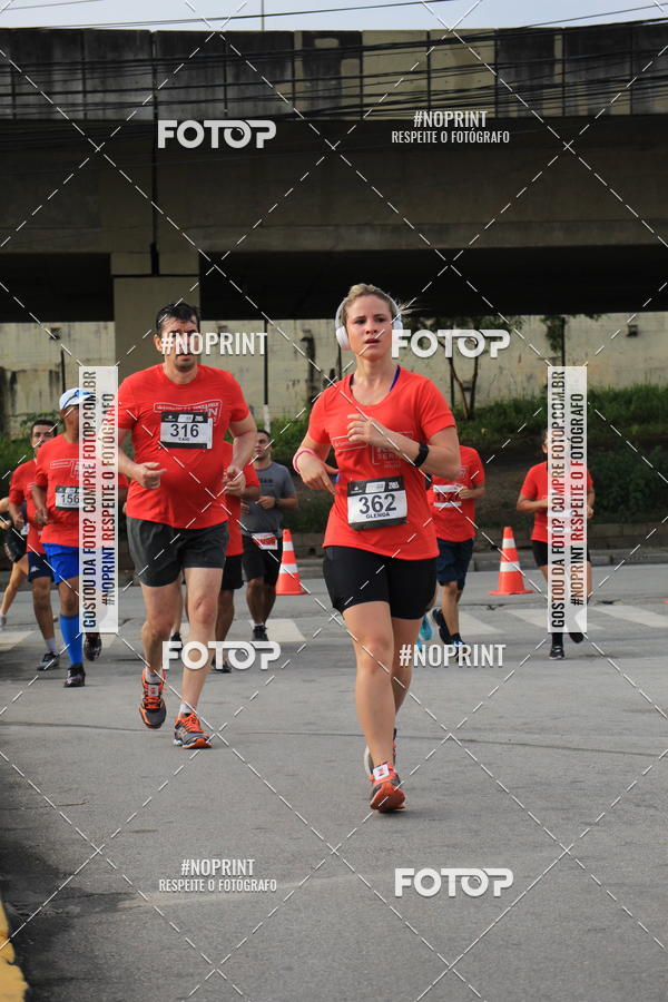 Buy your photos of the eventSantander Track & Field Run Series - Shopping Tambor on Fotop