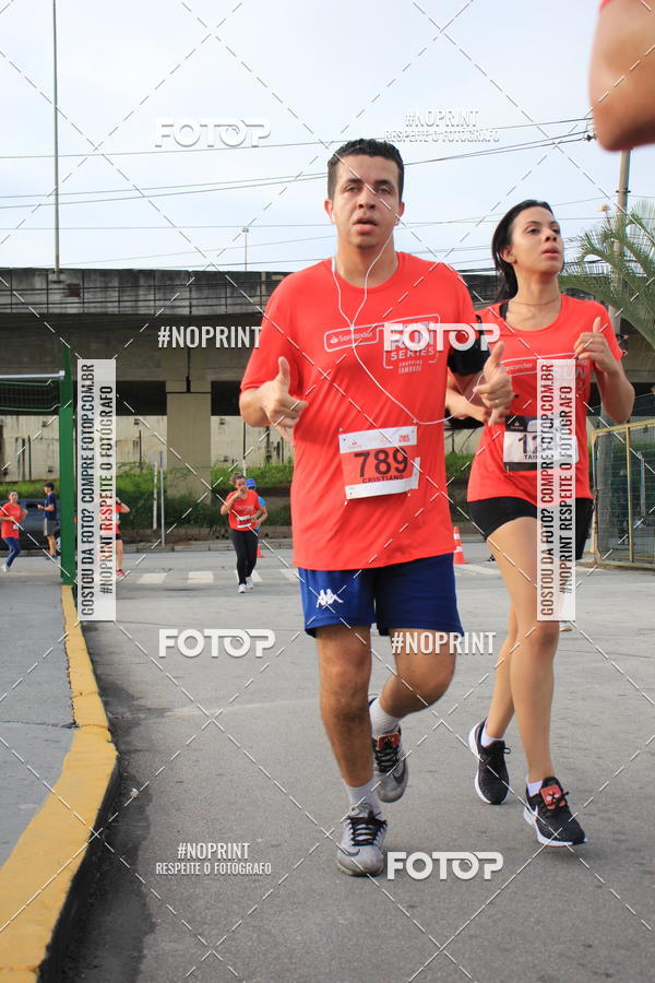 Buy your photos of the eventSantander Track & Field Run Series - Shopping Tambor on Fotop