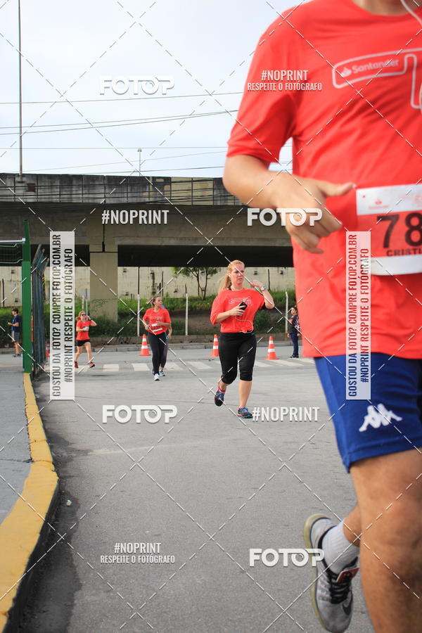 Buy your photos of the eventSantander Track & Field Run Series - Shopping Tambor on Fotop