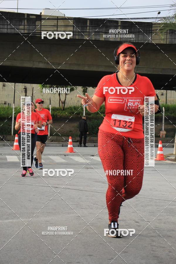 Buy your photos of the eventSantander Track & Field Run Series - Shopping Tambor on Fotop