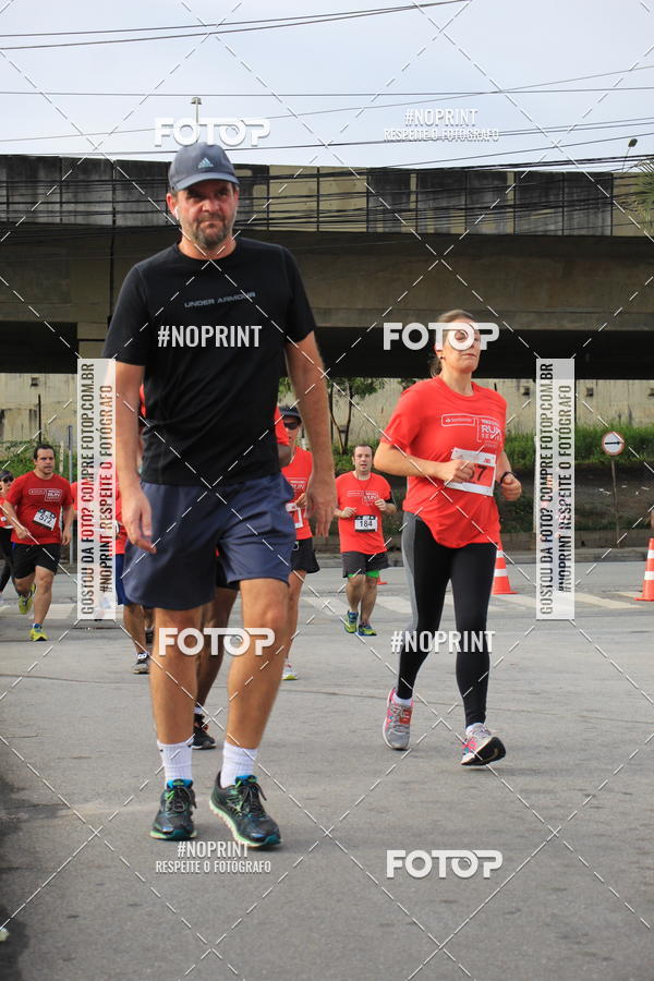 Buy your photos of the eventSantander Track & Field Run Series - Shopping Tambor on Fotop