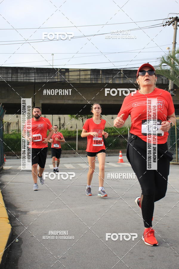 Buy your photos of the eventSantander Track & Field Run Series - Shopping Tambor on Fotop