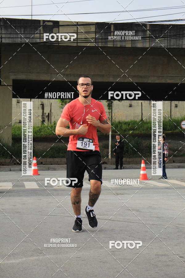 Buy your photos of the eventSantander Track & Field Run Series - Shopping Tambor on Fotop