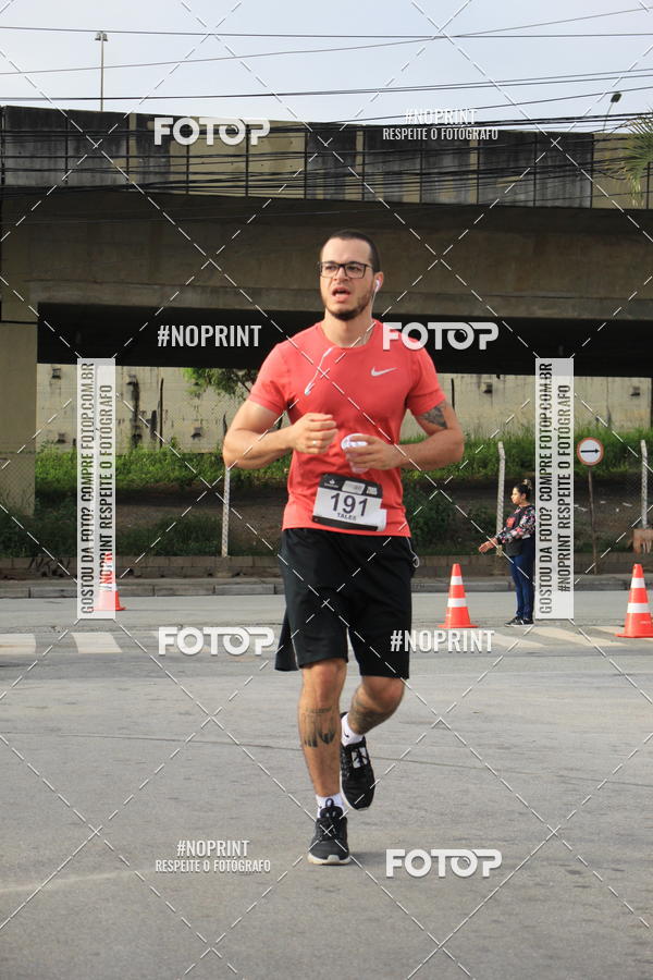 Buy your photos of the eventSantander Track & Field Run Series - Shopping Tambor on Fotop