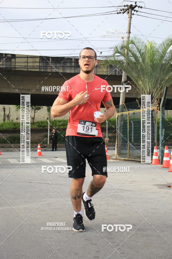 Buy your photos of the eventSantander Track & Field Run Series - Shopping Tambor on Fotop