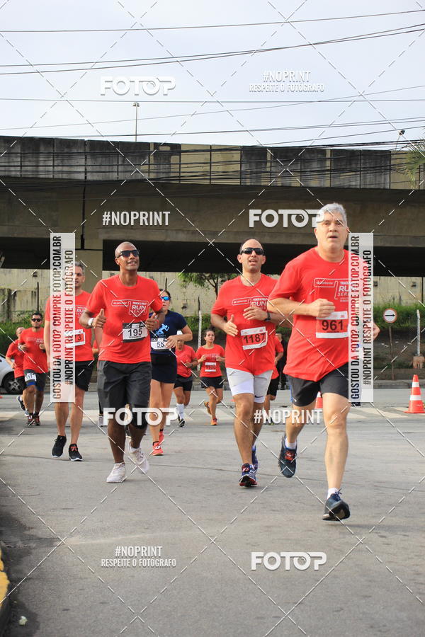 Buy your photos of the eventSantander Track & Field Run Series - Shopping Tambor on Fotop