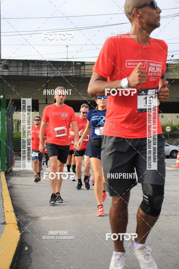 Buy your photos of the eventSantander Track & Field Run Series - Shopping Tambor on Fotop