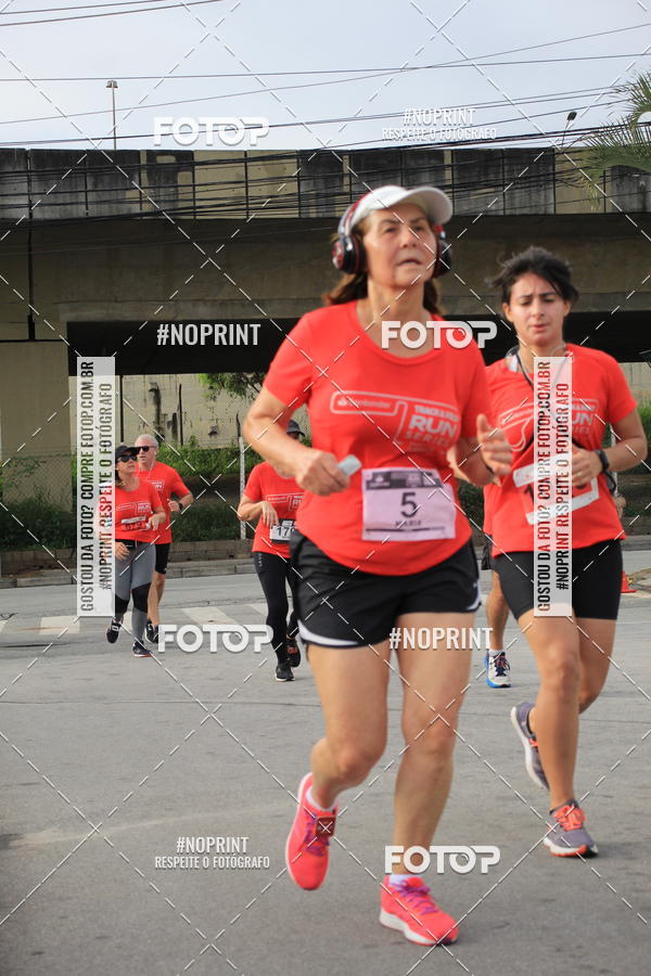 Buy your photos of the eventSantander Track & Field Run Series - Shopping Tambor on Fotop