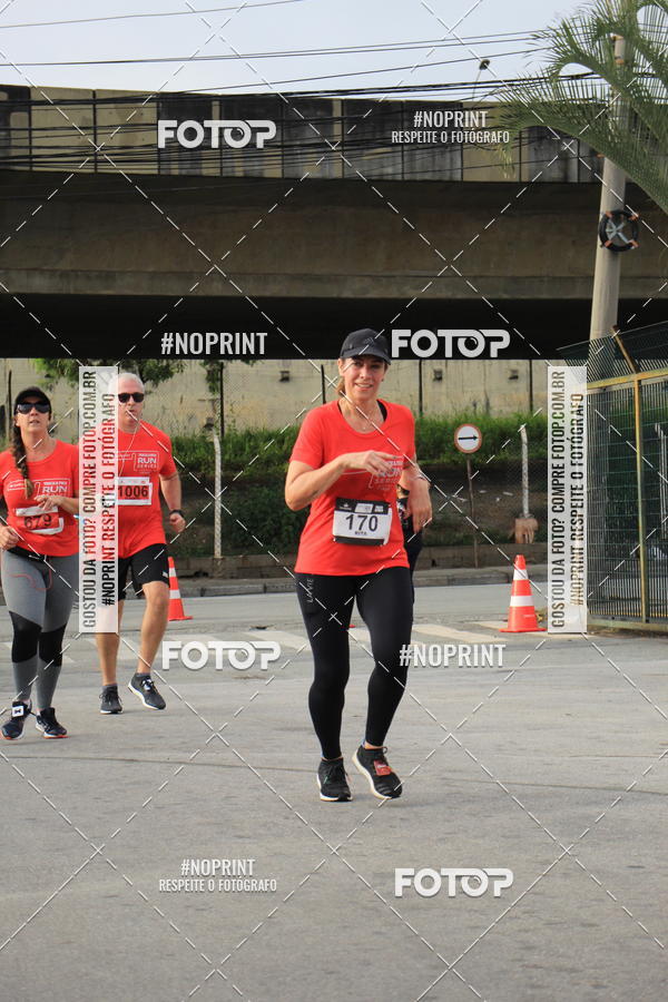 Buy your photos of the eventSantander Track & Field Run Series - Shopping Tambor on Fotop