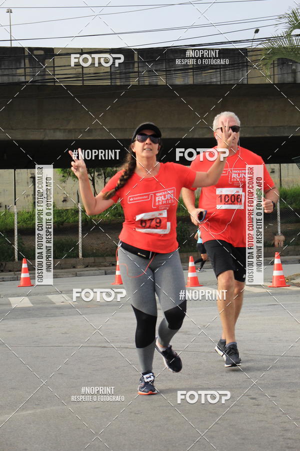 Buy your photos of the eventSantander Track & Field Run Series - Shopping Tambor on Fotop