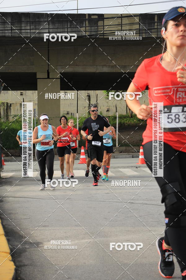 Buy your photos of the eventSantander Track & Field Run Series - Shopping Tambor on Fotop