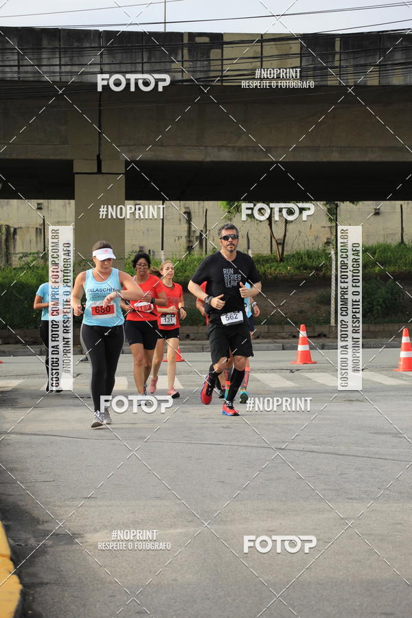 Buy your photos of the eventSantander Track & Field Run Series - Shopping Tambor on Fotop