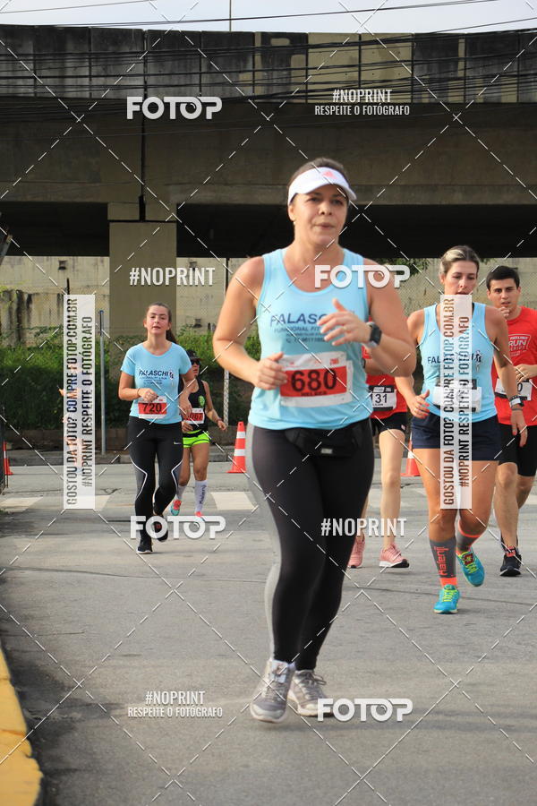 Buy your photos of the eventSantander Track & Field Run Series - Shopping Tambor on Fotop