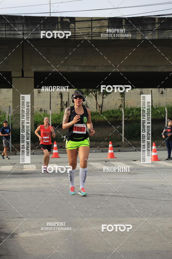 Buy your photos of the eventSantander Track & Field Run Series - Shopping Tambor on Fotop