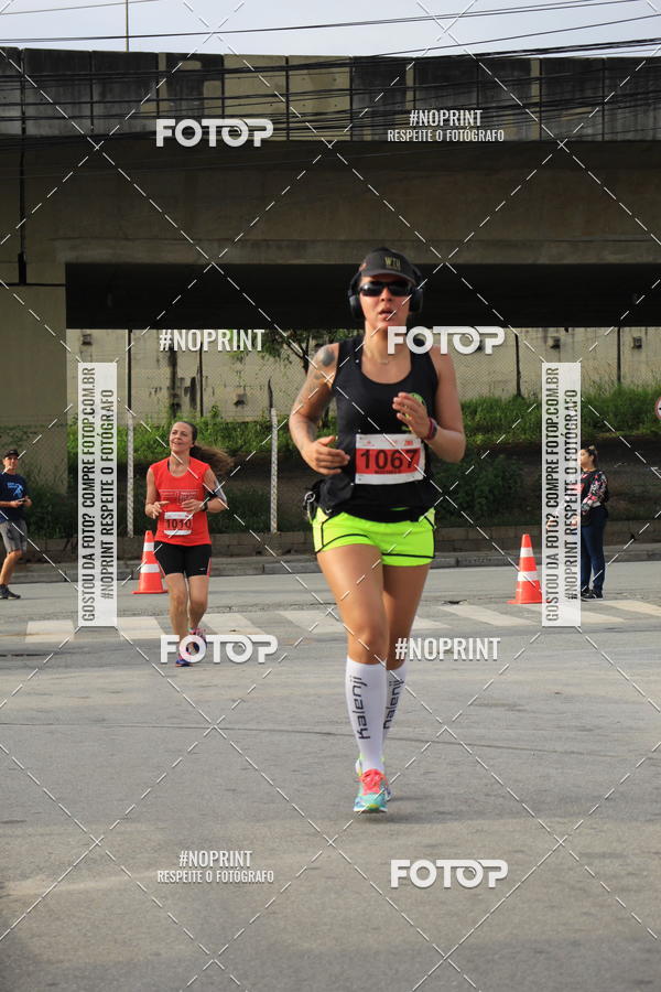 Buy your photos of the eventSantander Track & Field Run Series - Shopping Tambor on Fotop